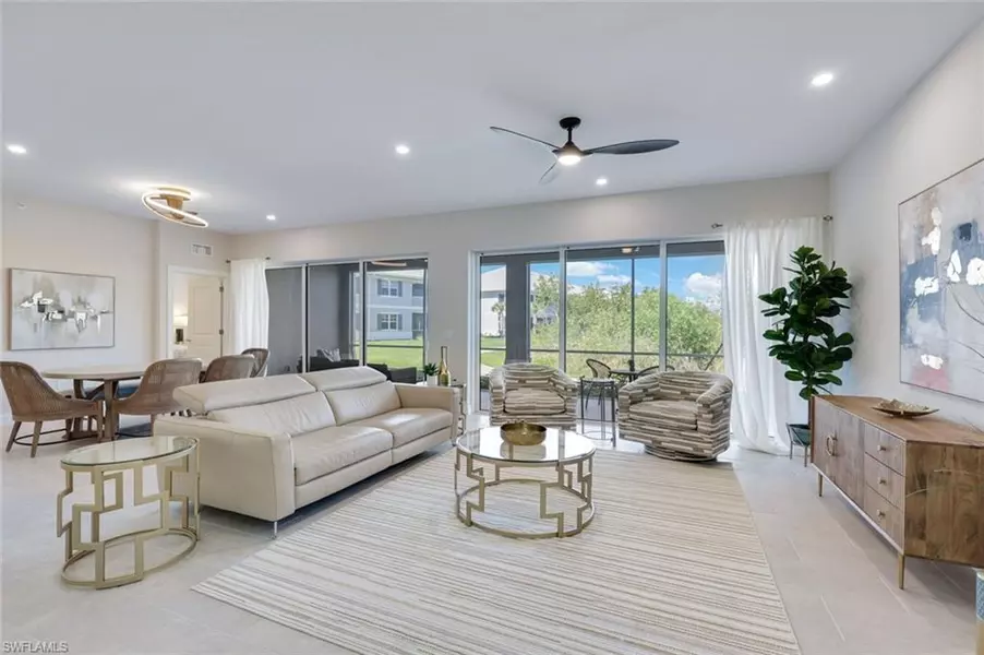322 Indies DR W #102, Naples, FL 34114