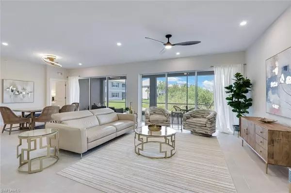 322 Indies DR W #102, Naples, FL 34114