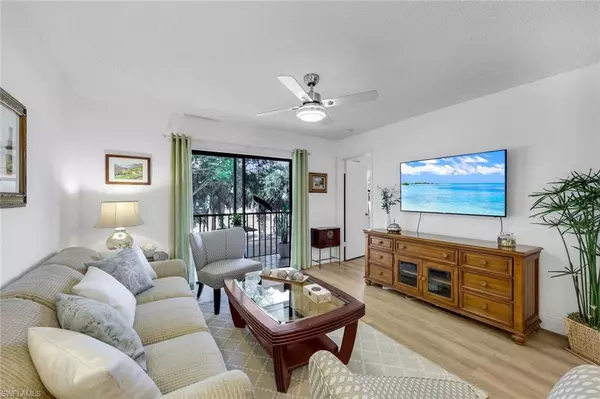 Naples, FL 34116,4186 27th CT SW #204