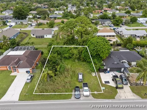 Fort Myers, FL 33967,18356 Oriole RD