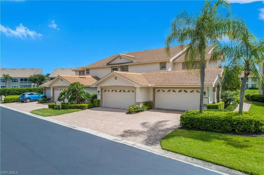 5643 Sandlewood CT #2004, Naples, FL 34110