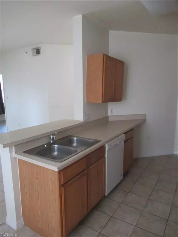Naples, FL 34119,7925 Preserve CIR #321