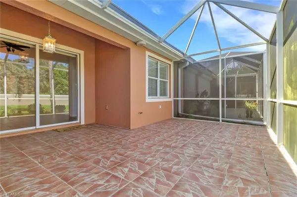 Naples, FL 34114,14130 Winchester CT #1503