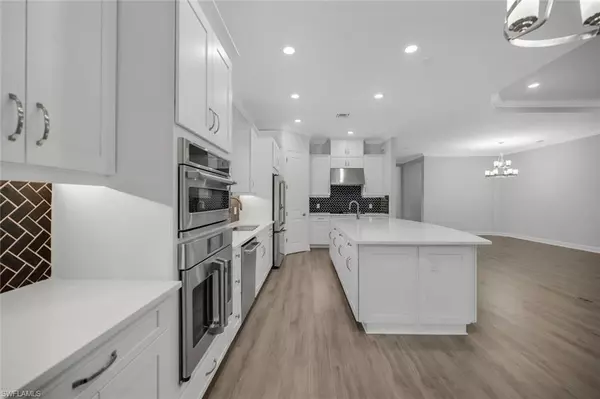 Naples, FL 34114,15107 Pescara ST