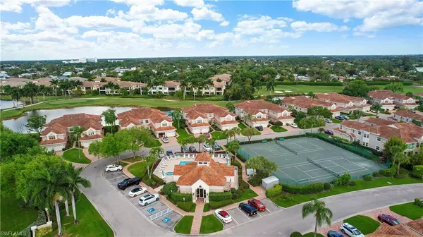 Naples, FL 34112,3572 Windjammer CIR #1403