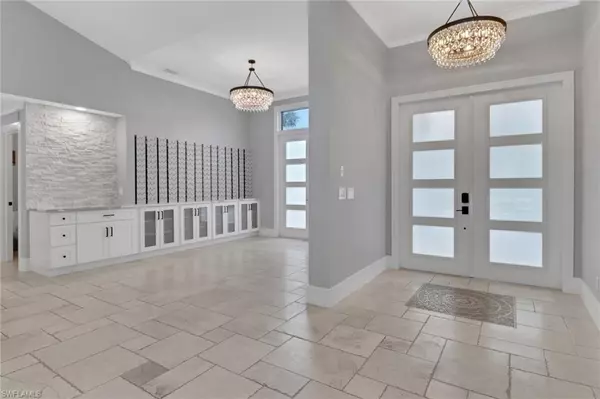 Naples, FL 34110,1806 Princess CT