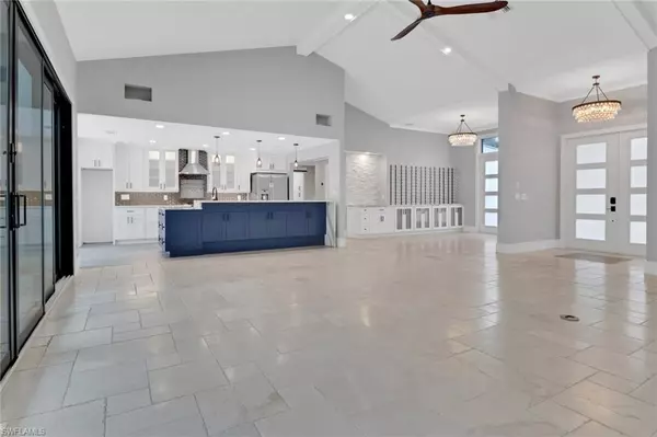 Naples, FL 34110,1806 Princess CT