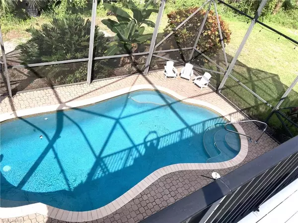 1380 Areca CV, Naples, FL 34119