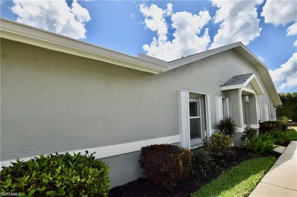 Naples, FL 34112,1752 Royal CIR