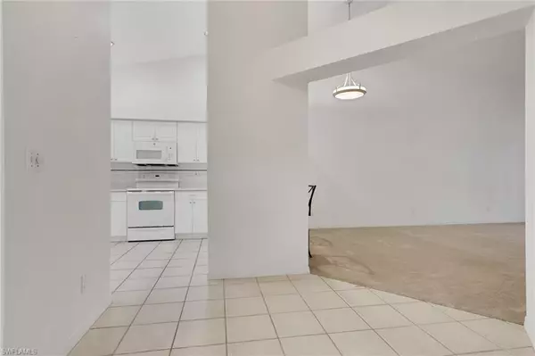 Naples, FL 34112,1752 Royal CIR