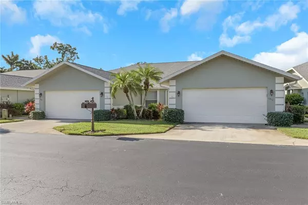 1752 Royal CIR, Naples, FL 34112