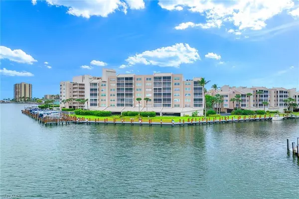 Marco Island, FL 34145,897 Collier CT #4-201