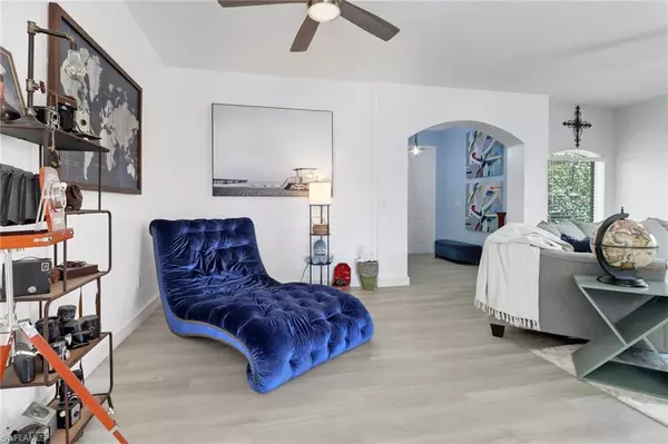 Naples, FL 34120,1581 Birdie DR