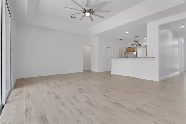 Naples, FL 34117,4670 38th AVE SE
