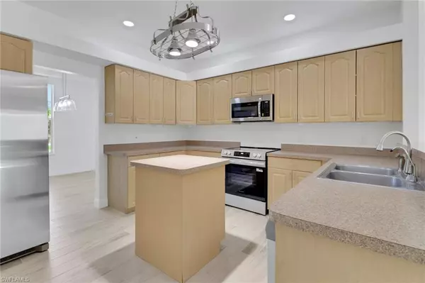 Naples, FL 34117,4670 38th AVE SE