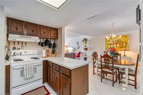 Naples, FL 34103,3443 Gulf Shore BLVD N #812