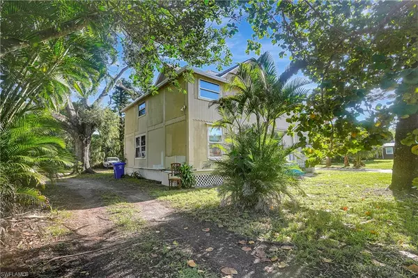 Fort Myers, FL 33901,2135 Hoople ST
