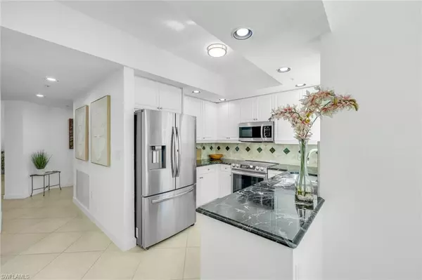 Naples, FL 34110,315 Dunes BLVD #201