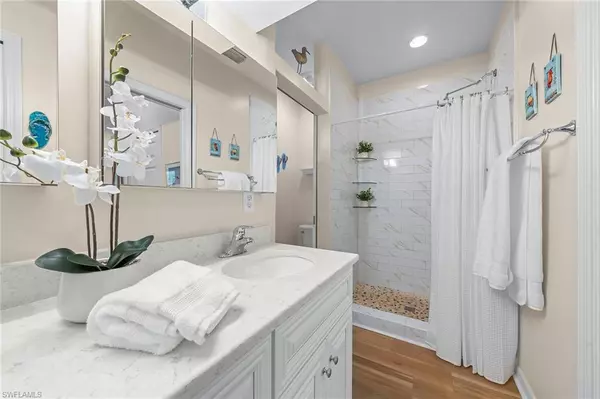 Bonita Springs, FL 34134,3461 Pointe Creek CT #204