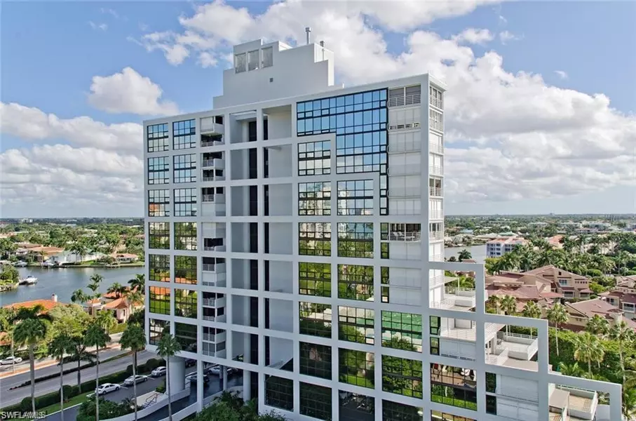 4751 GULF SHORE BLVD N #1202, Naples, FL 34103