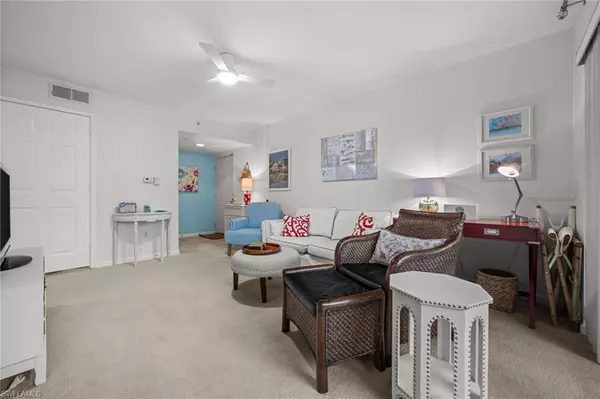 Naples, FL 34112,1875 Florida Club DR #7107