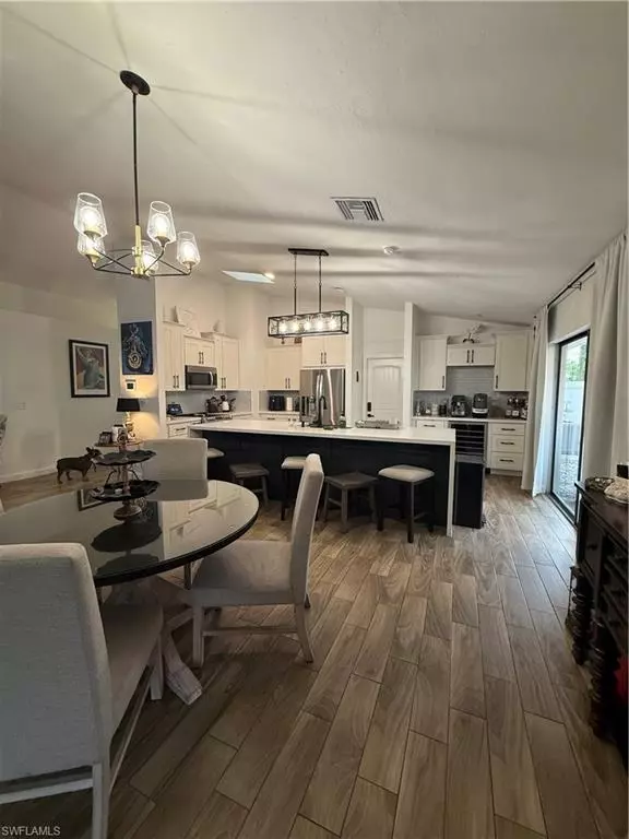 Naples, FL 34104,5030 Eclipse CT