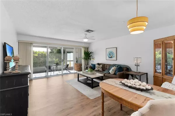 Naples, FL 34114,900 Henderson Creek DR #C115