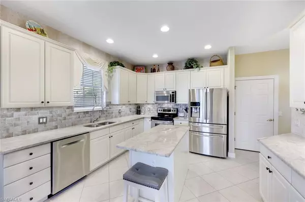 Naples, FL 34112,4805 Shinnecock Hills CT #102