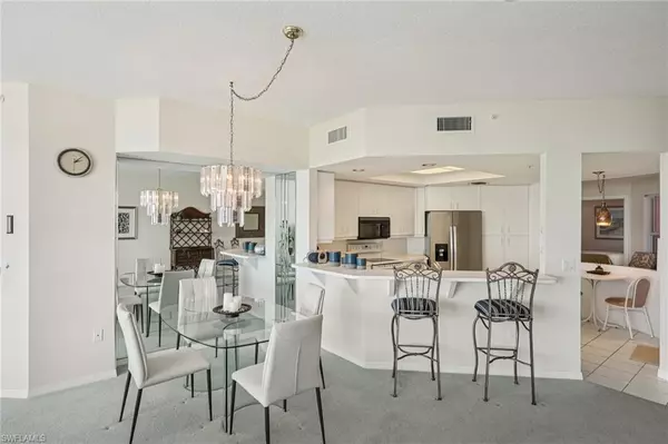 Bonita Springs, FL 34134,260 Barefoot Beach BLVD #302