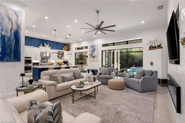 Naples, FL 34119,8655 Amour CT