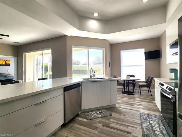 Fort Myers, FL 33908,9270 Belleza WAY #105
