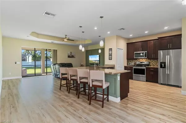 North Fort Myers, FL 33917,6730 Eagle Tree CT