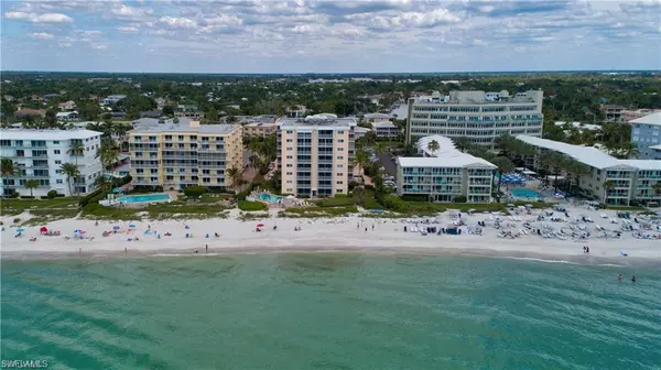 Naples, FL 34102,1919 Gulf Shore BLVD N #302
