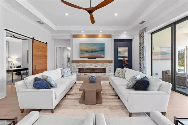 Naples, FL 34120,11224 Five Oaks LN