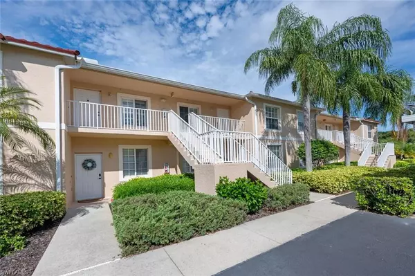 2895 Cypress Trace CIR #202, Naples, FL 34119
