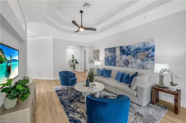 9520 Ironstone TER #202, Naples, FL 34120