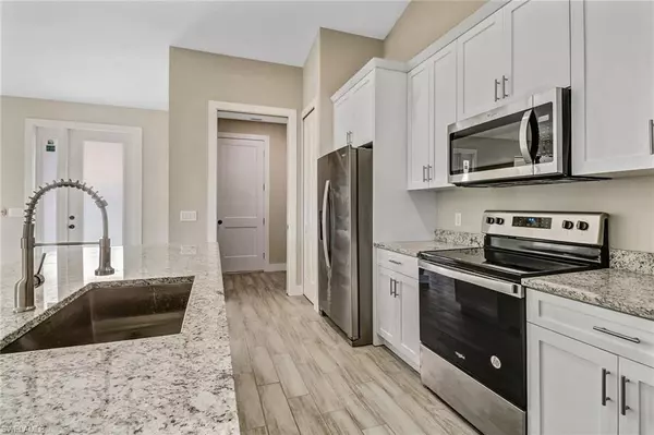 Bonita Springs, FL 34135,10621 Landau LN