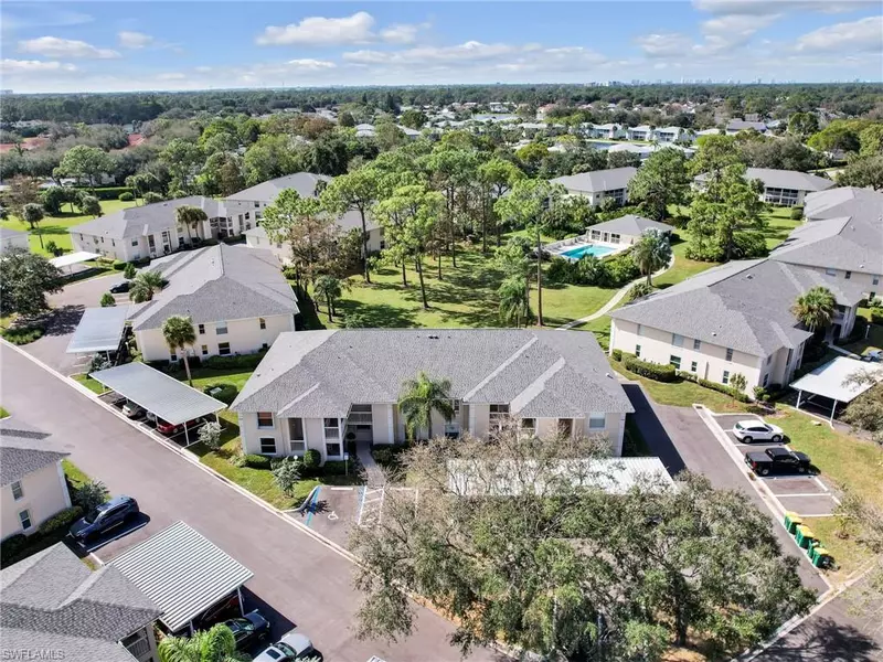744 Landover CIR #203, Naples, FL 34104