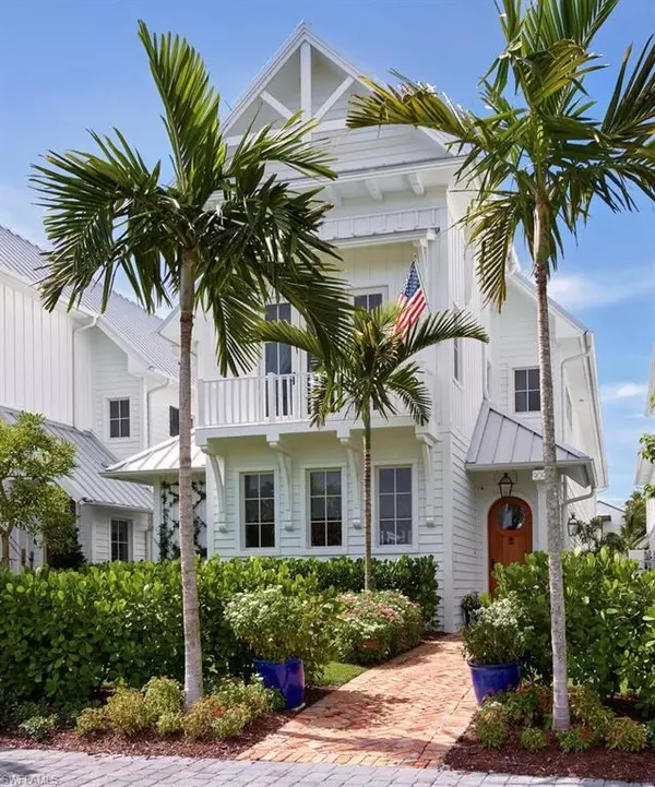 909 10th AVE S, Naples, FL 34102