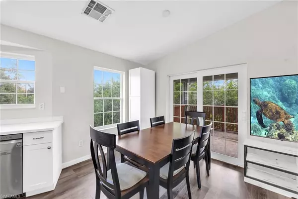 Naples, FL 34117,4015 16th AVE SE