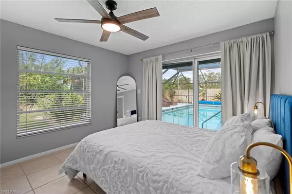 Marco Island, FL 34145,560 Century DR