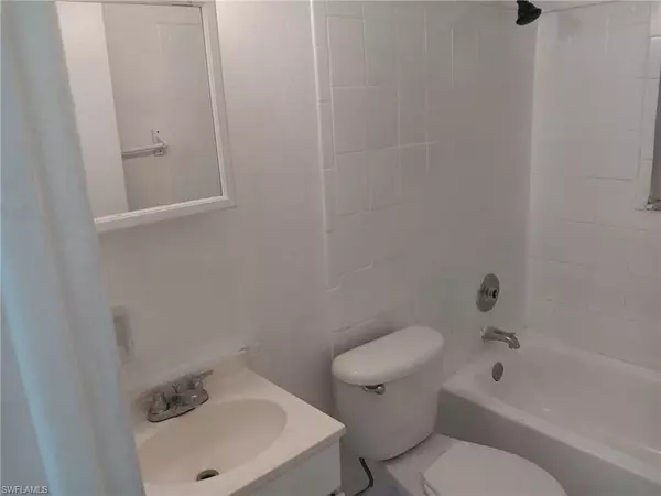 Bonita Springs, FL 34135,10710 Rosemary DR #712