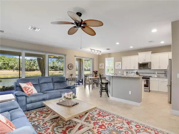 Fort Myers, FL 33913,10231 Glastonbury CIR #102