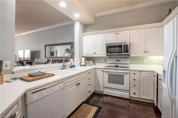 Naples, FL 34102,450 Bayfront PL #4508