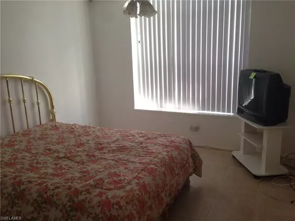 Lauderhill, FL 33319,3760 INVERRARY DR #1W