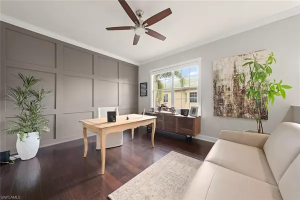 Naples, FL 34119,646 Vintage Reserve CIR #4D
