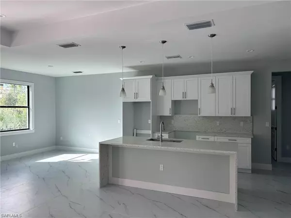 Naples, FL 34117,4030 6th AVE SE