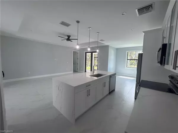Naples, FL 34117,4030 6th AVE SE