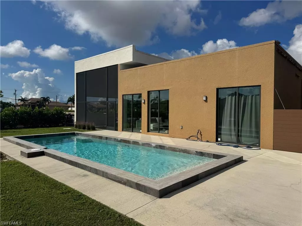 Cape Coral, FL 33914,3923 SW 13th AVE