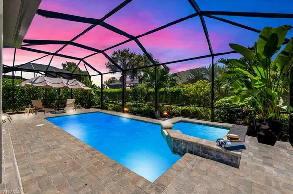 9640 Everglades DR, Naples, FL 34120